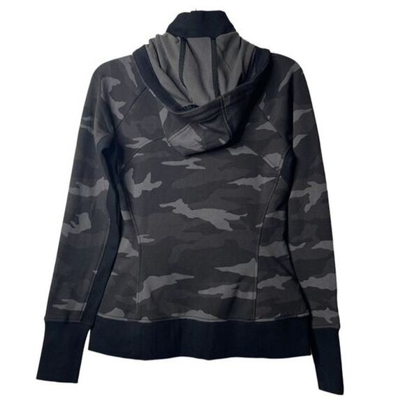 Athleta Triump Activewear Printed Camo Zip Up Hoodie Sweatshirt Size X Small New - Picture 3 of 16